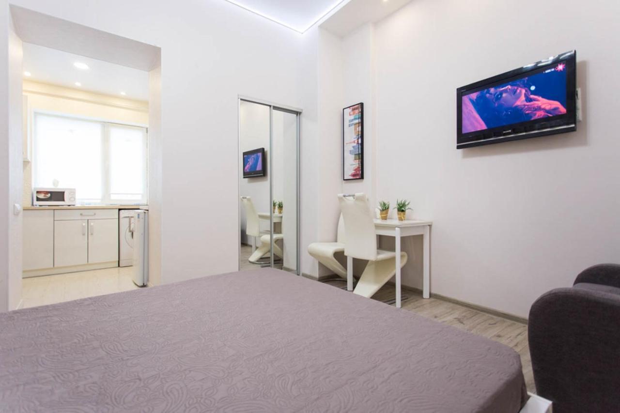 Modern Apartments In The Centre - Kuznechna Str. 26/4 Kharkiv Eksteriør billede