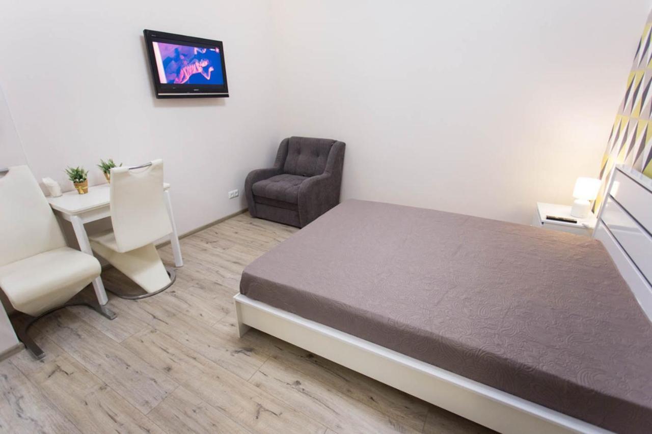 Modern Apartments In The Centre - Kuznechna Str. 26/4 Kharkiv Eksteriør billede